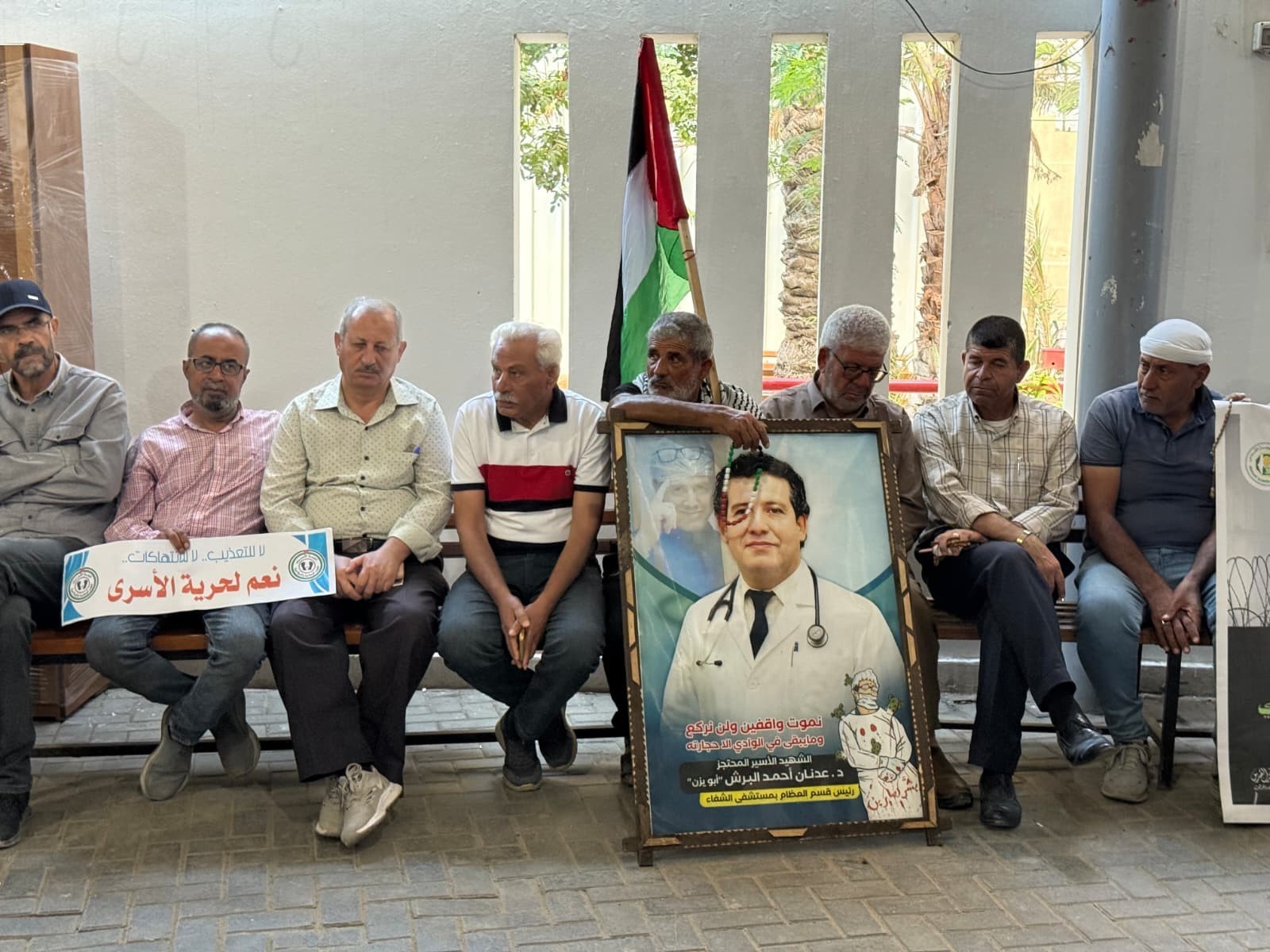 لجنة الأسرى بغزة (4).jpg